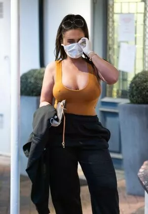 Lauren Rose Goodger #Xa9mSYyPwC