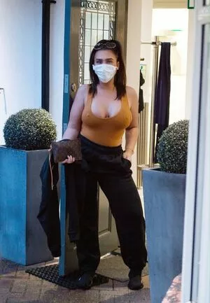 Lauren Rose Goodger #yjLKi56j8R