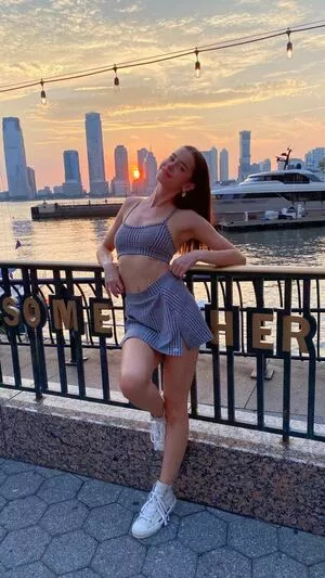 Lea Elui Onlyfans Leaked Nude Image #PxBHgqTS7V