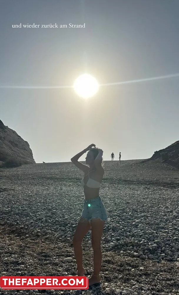 Lea Katharina Maria  Onlyfans Leaked Nude Image #1RJ3IG0G8q