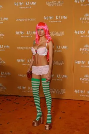 Leni Olumi Klum #WiXjVc02lv