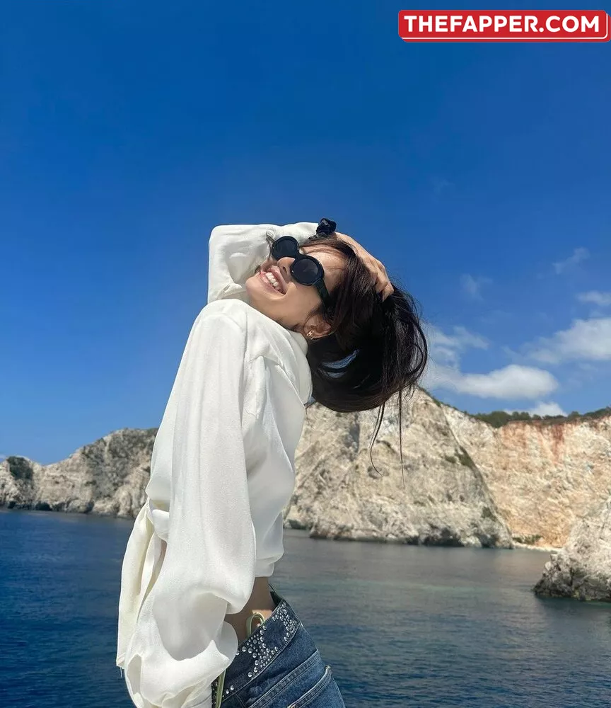 Lisa  Onlyfans Leaked Nude Image #RlI0A7XTx3