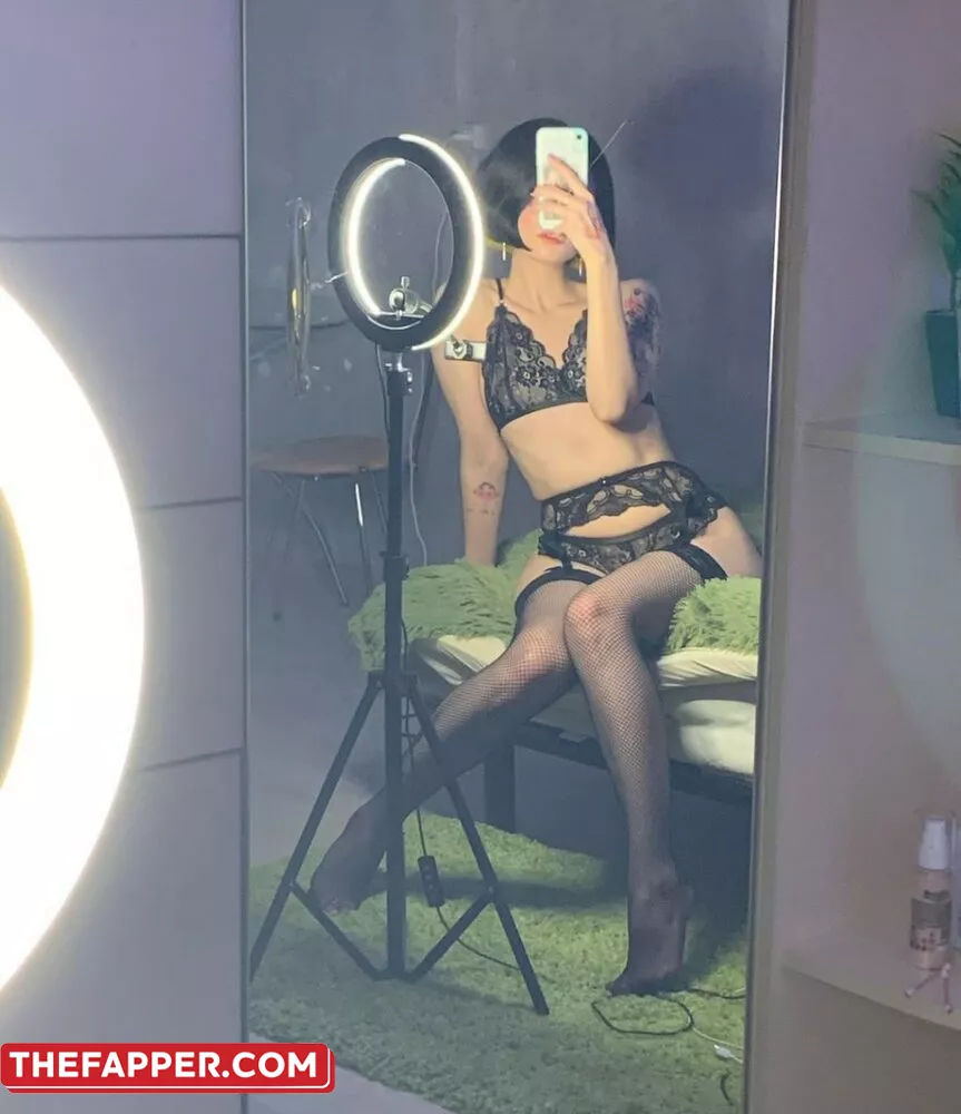 Loonassoftfeet  Onlyfans Leaked Nude Image #NBV2cAAchA