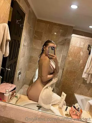 Lustful_modest Onlyfans Leaked Nude Image #GJALH7woZz