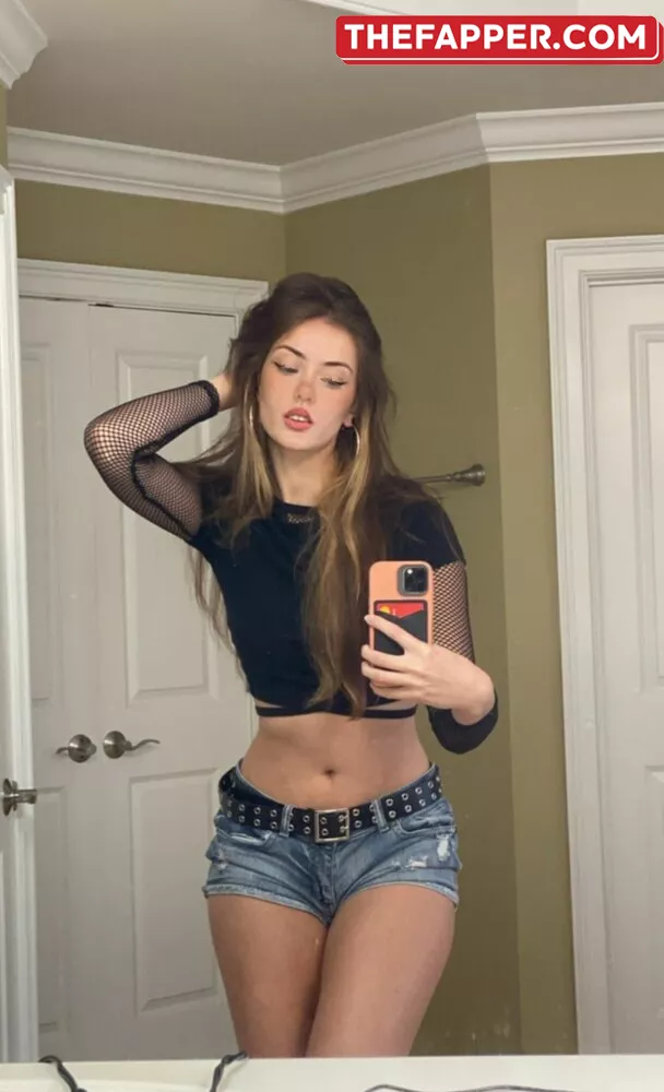 Luweazl  Onlyfans Leaked Nude Image #Gft44y6KE1
