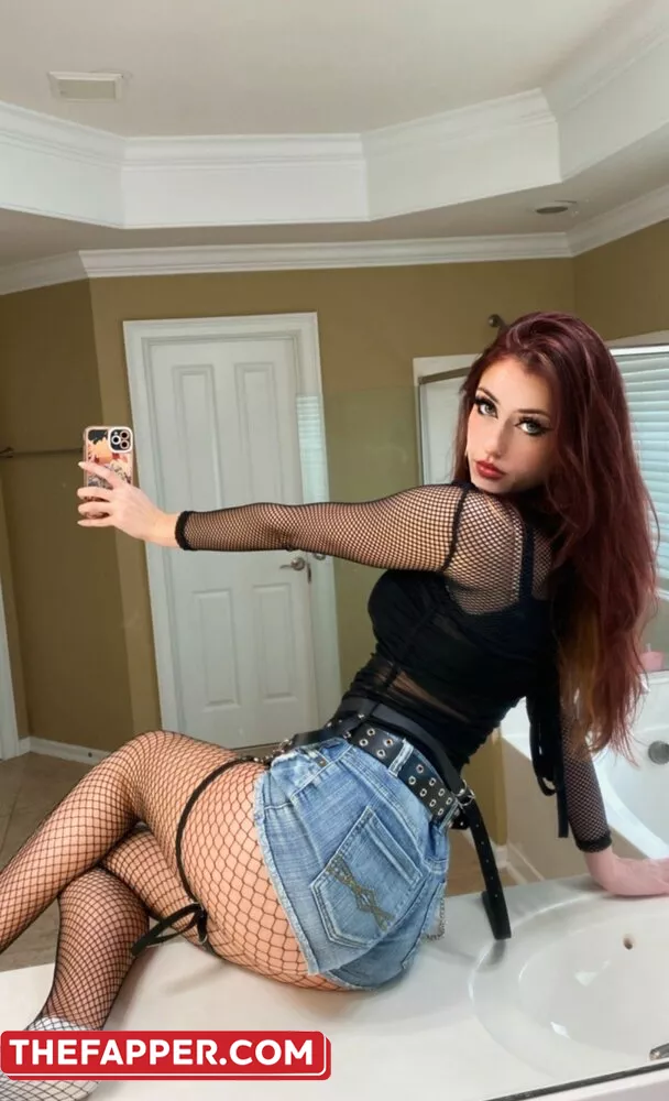 Luweazl  Onlyfans Leaked Nude Image #Rw0CzEYCGu