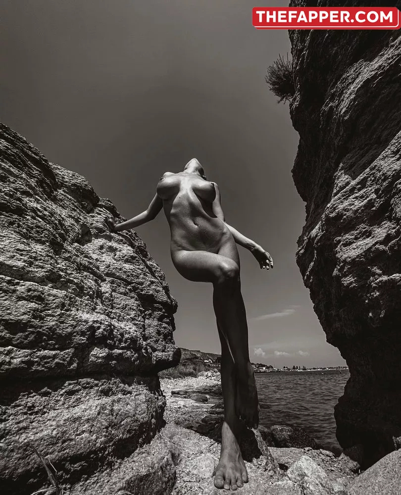 Lyubovvomne  Onlyfans Leaked Nude Image #6WhBbu6Kf8