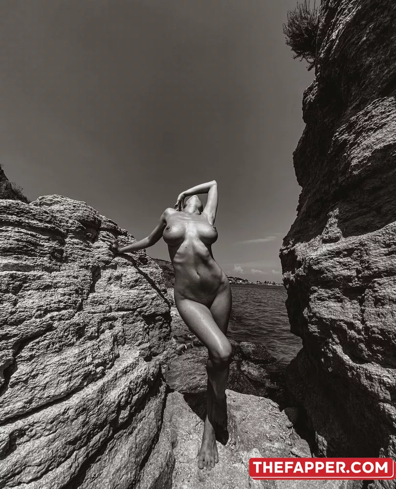 Lyubovvomne  Onlyfans Leaked Nude Image #PThwUdjdPt