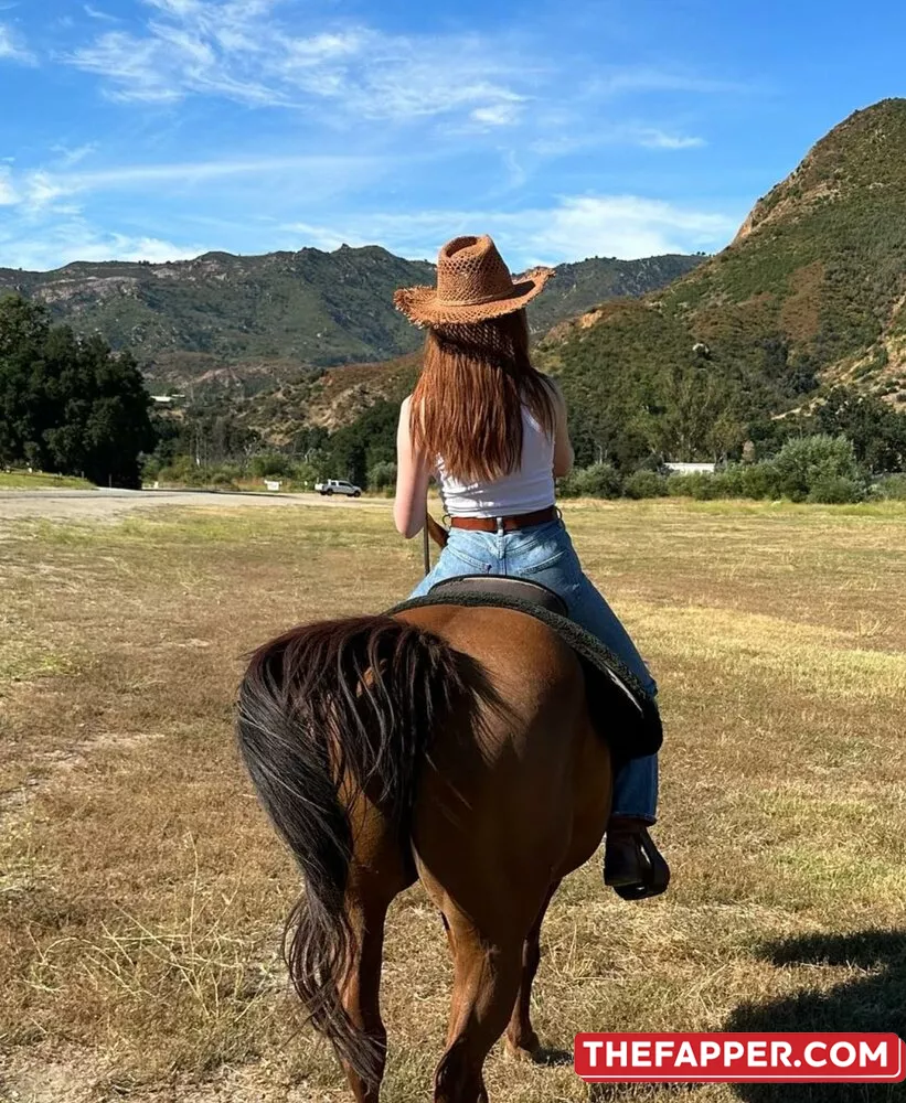 Madelaine Petsch  Onlyfans Leaked Nude Image #CCyBerMwX8