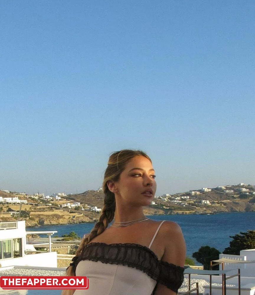 Madelyn Cline  Onlyfans Leaked Nude Image #crONZX0iau