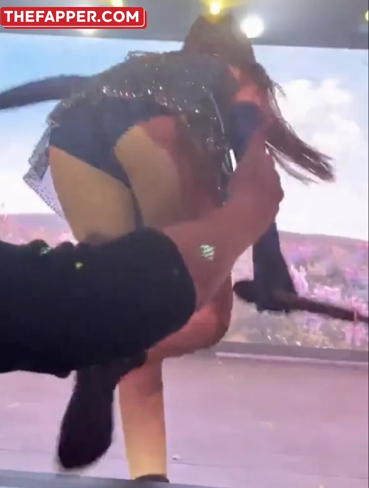 Madison Beer  Onlyfans Leaked Nude Image #IaIrxuwI3N