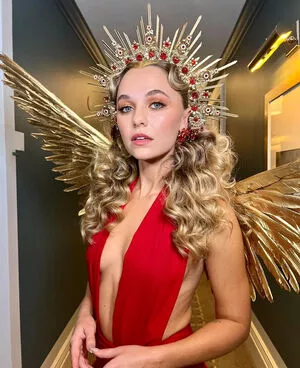 Madison Iseman Onlyfans Leaked Nude Image #SkRA5NlA27