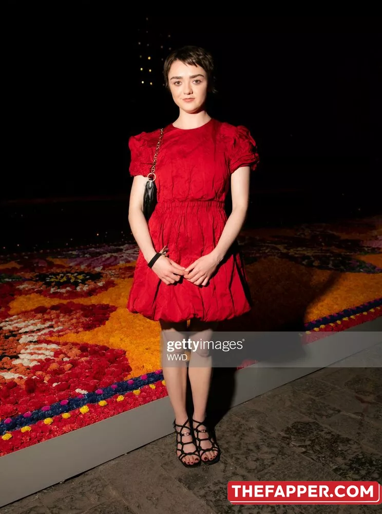 Maisie Williams  Onlyfans Leaked Nude Image #s727PGJrTP