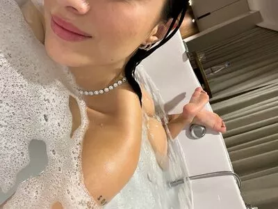 Manuelaqmm #HHpEDyfjjv