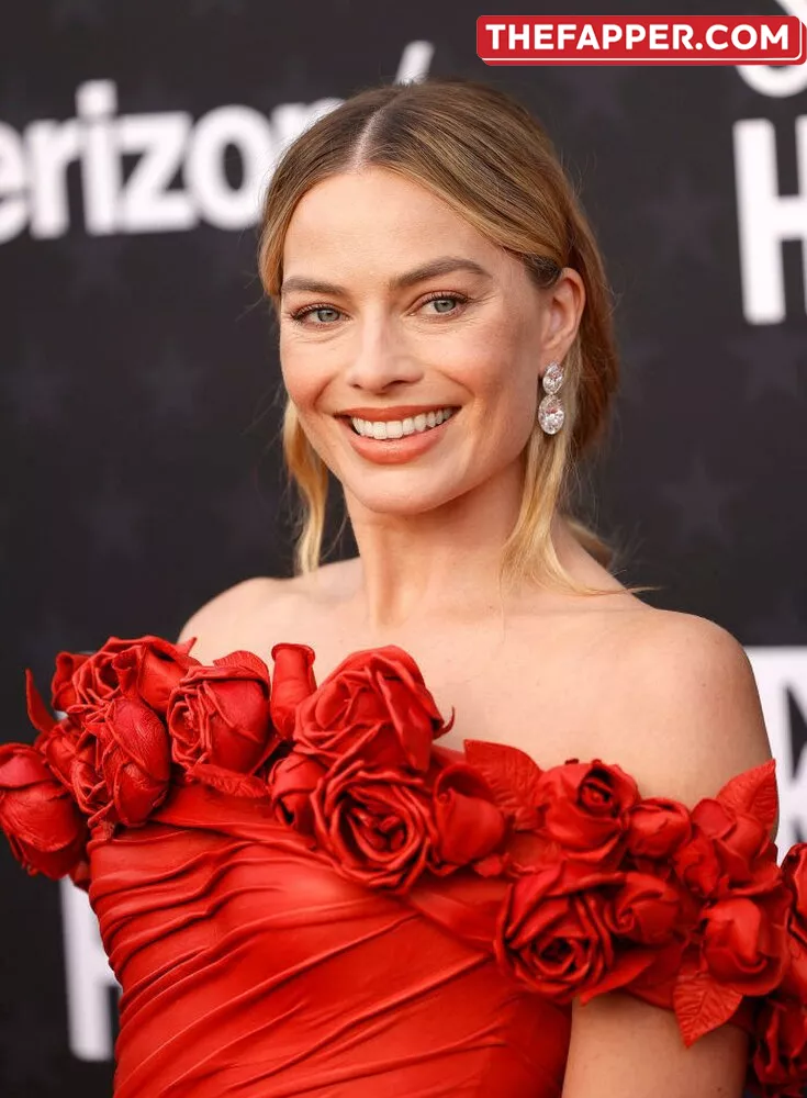 Margot Robbie  Onlyfans Leaked Nude Image #YLuPIlarp5