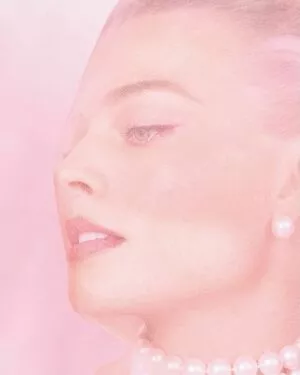 Margot Robbie #tSjlbKvcFO