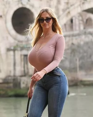 Maria Arreghini #tzNZP0TNGh
