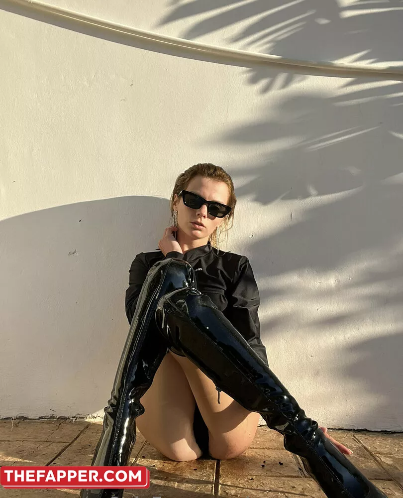 Marta Gromova  Onlyfans Leaked Nude Image #2PrnrqsqlX