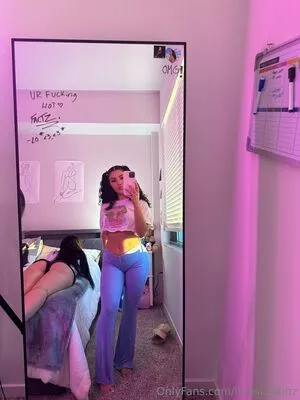 Mckinzie Valdez #fCQh9thWEH