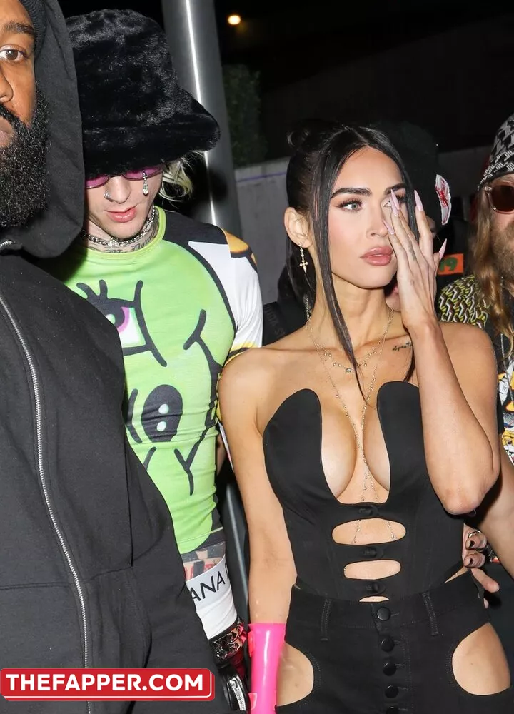 Megan Fox  Onlyfans Leaked Nude Image #4cV0SxK5n1