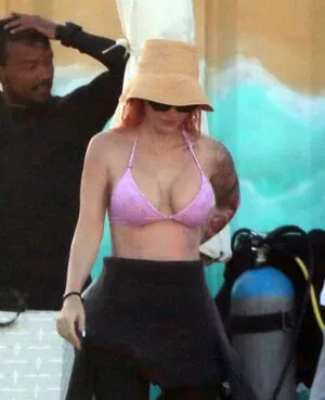 Megan Fox #zRlzR9ltFo