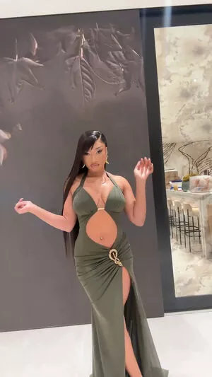 Megan Thee Stallion #kMhg5sDJCM