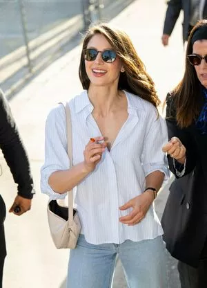 Melissa Benoist #IwzjVkI4GZ