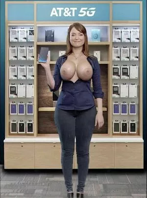 Milana Vayntrub #g0JAw76xXc