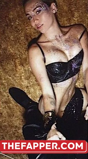 Miley Cyrus  Onlyfans Leaked Nude Image #0yKxCZIvC0