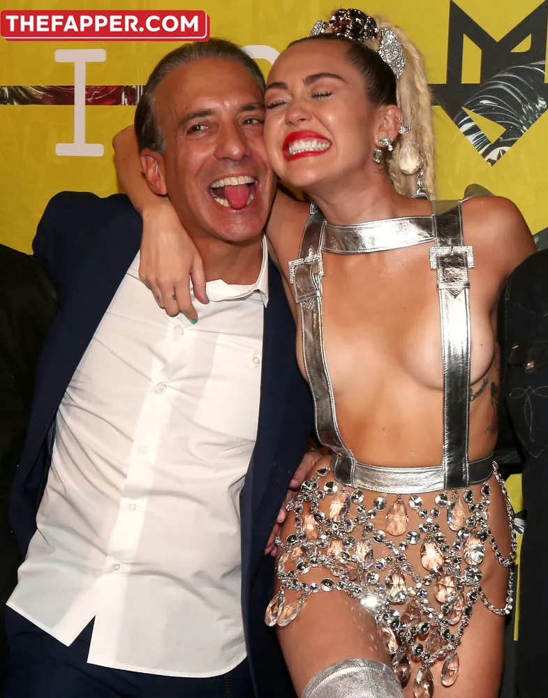 Miley Cyrus  Onlyfans Leaked Nude Image #23TKJOGbmb