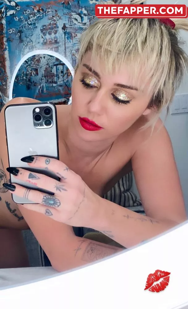 Miley Cyrus  Onlyfans Leaked Nude Image #2Fa6S5IcxC
