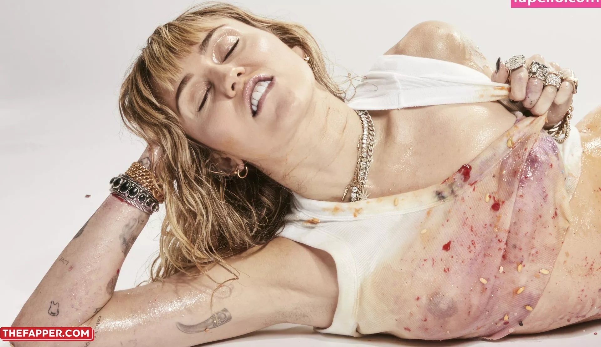 Miley Cyrus  Onlyfans Leaked Nude Image #2OpQVhQJZD