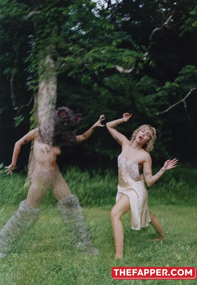 Miley Cyrus  Onlyfans Leaked Nude Image #3oHtj8T4k5