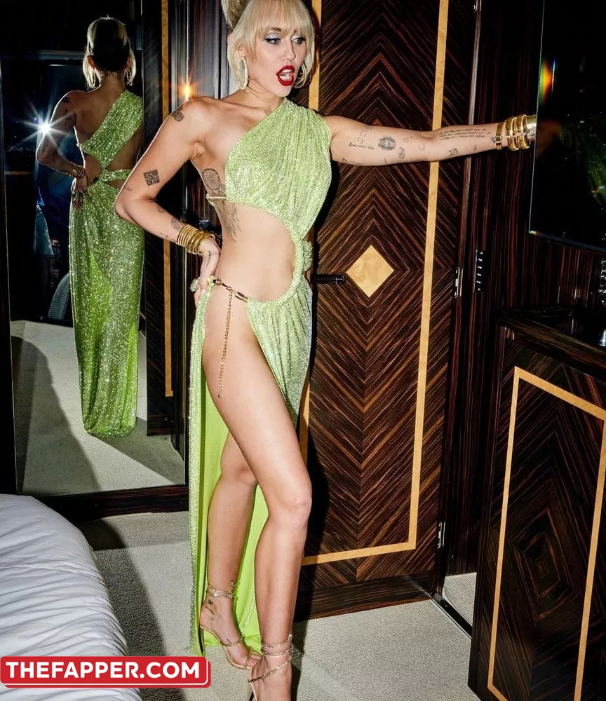 Miley Cyrus  Onlyfans Leaked Nude Image #4kXPNFLn3p