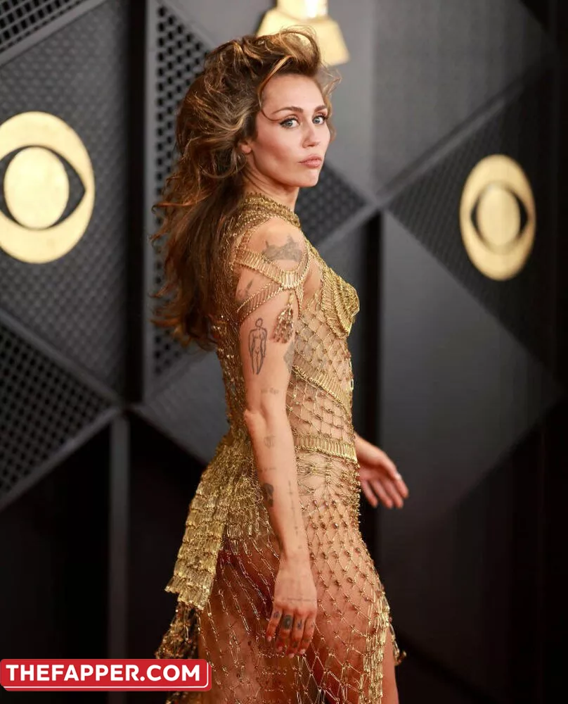 Miley Cyrus  Onlyfans Leaked Nude Image #51fkLuy2Yn