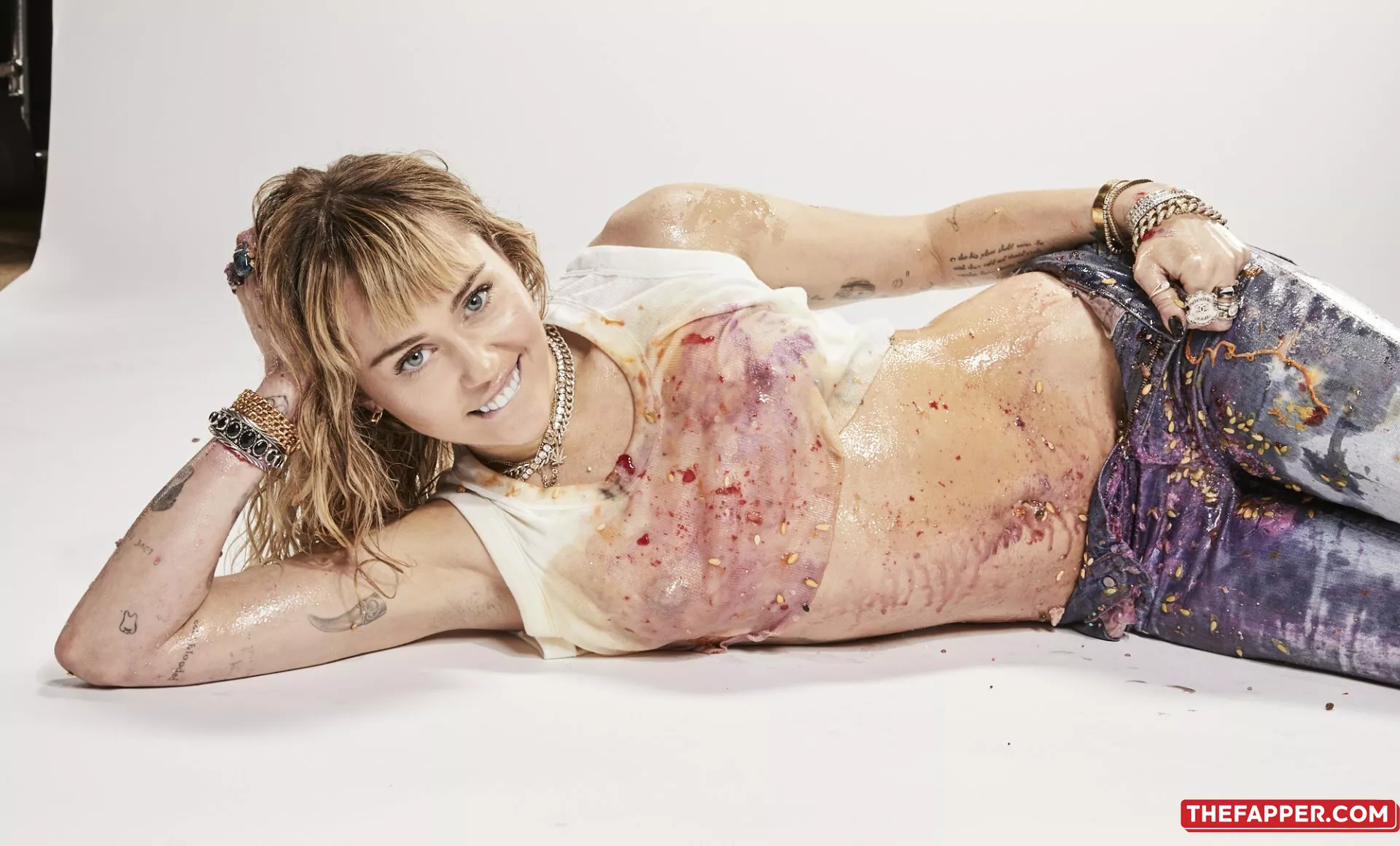 Miley Cyrus  Onlyfans Leaked Nude Image #5RKFg0qX6j