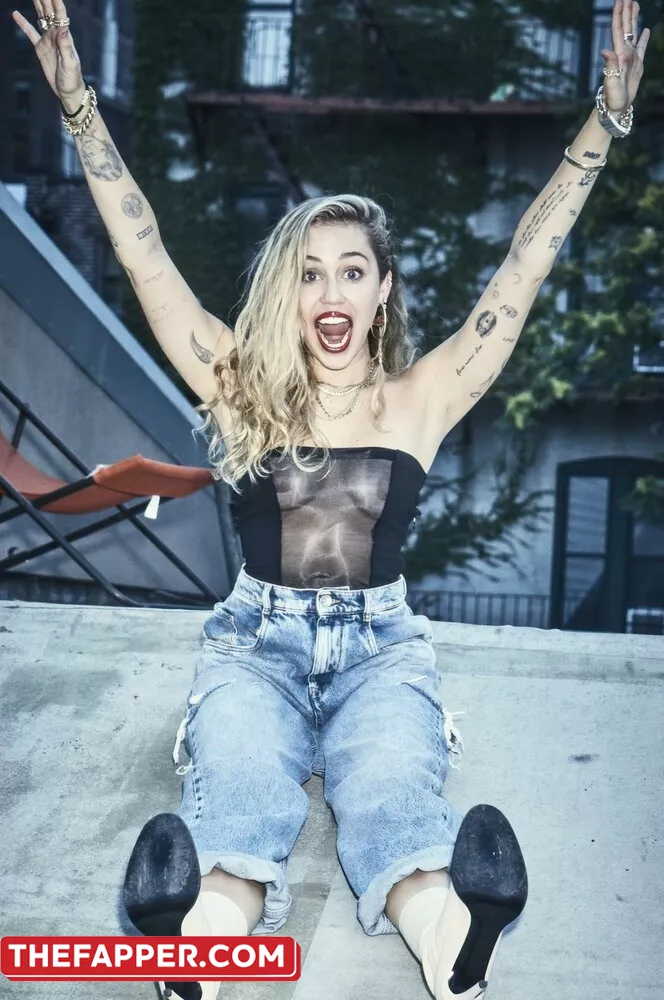 Miley Cyrus  Onlyfans Leaked Nude Image #5Zv65IZkrj