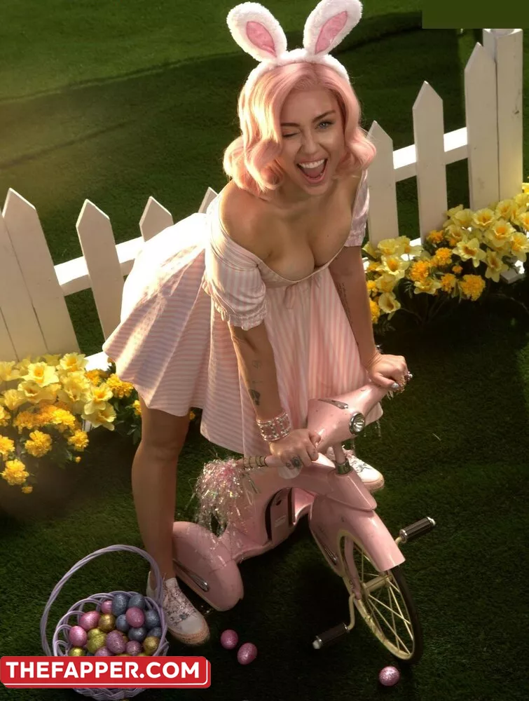 Miley Cyrus  Onlyfans Leaked Nude Image #5sC1g8sVsw