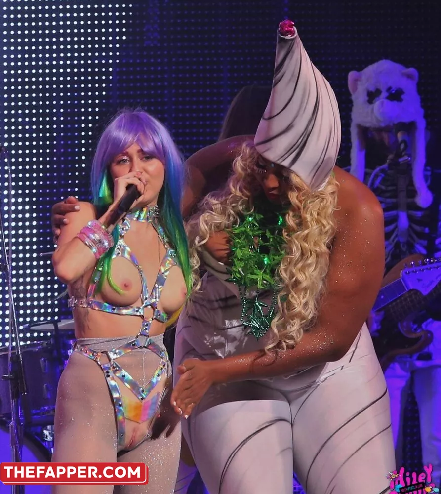 Miley Cyrus  Onlyfans Leaked Nude Image #68neePX07W