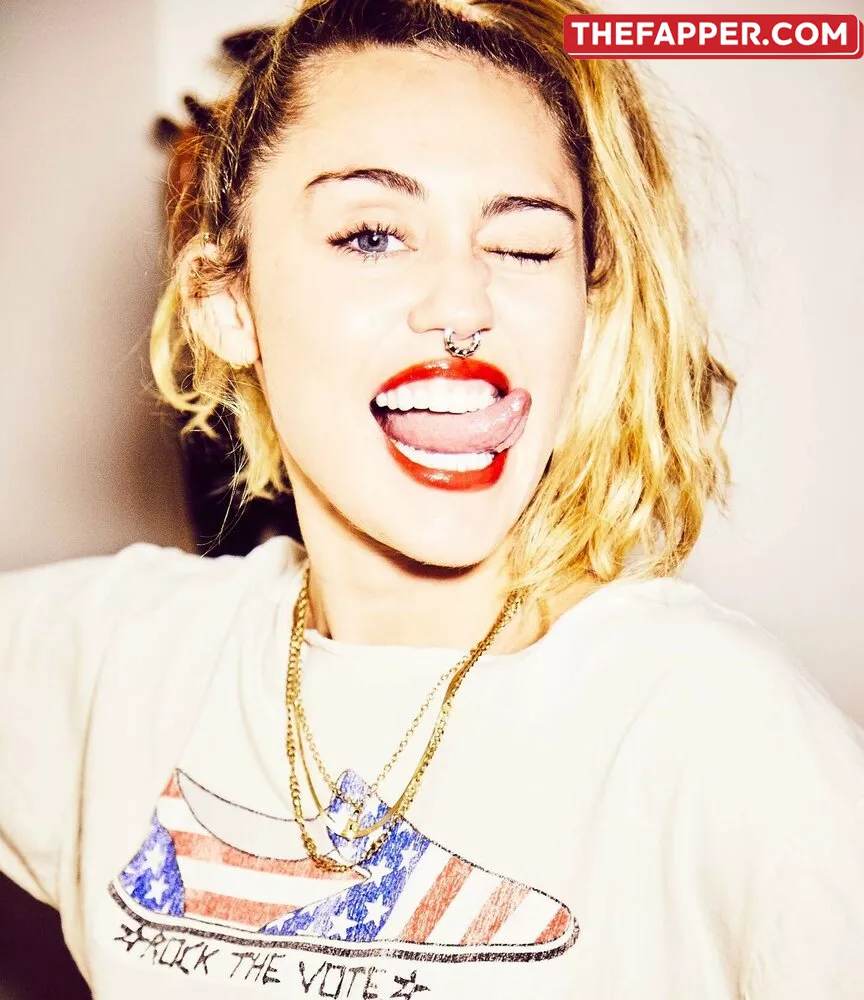 Miley Cyrus  Onlyfans Leaked Nude Image #6zJBk5bxx8