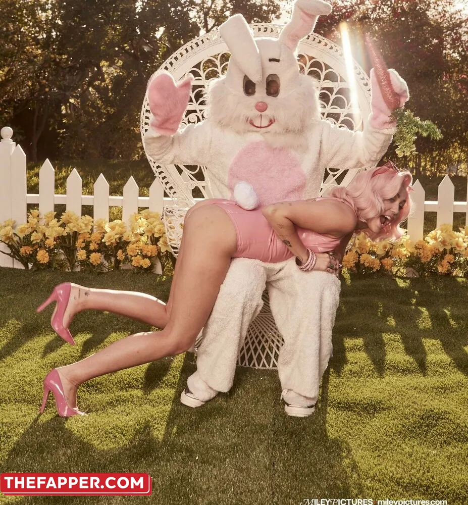 Miley Cyrus  Onlyfans Leaked Nude Image #7Whme3bm3z