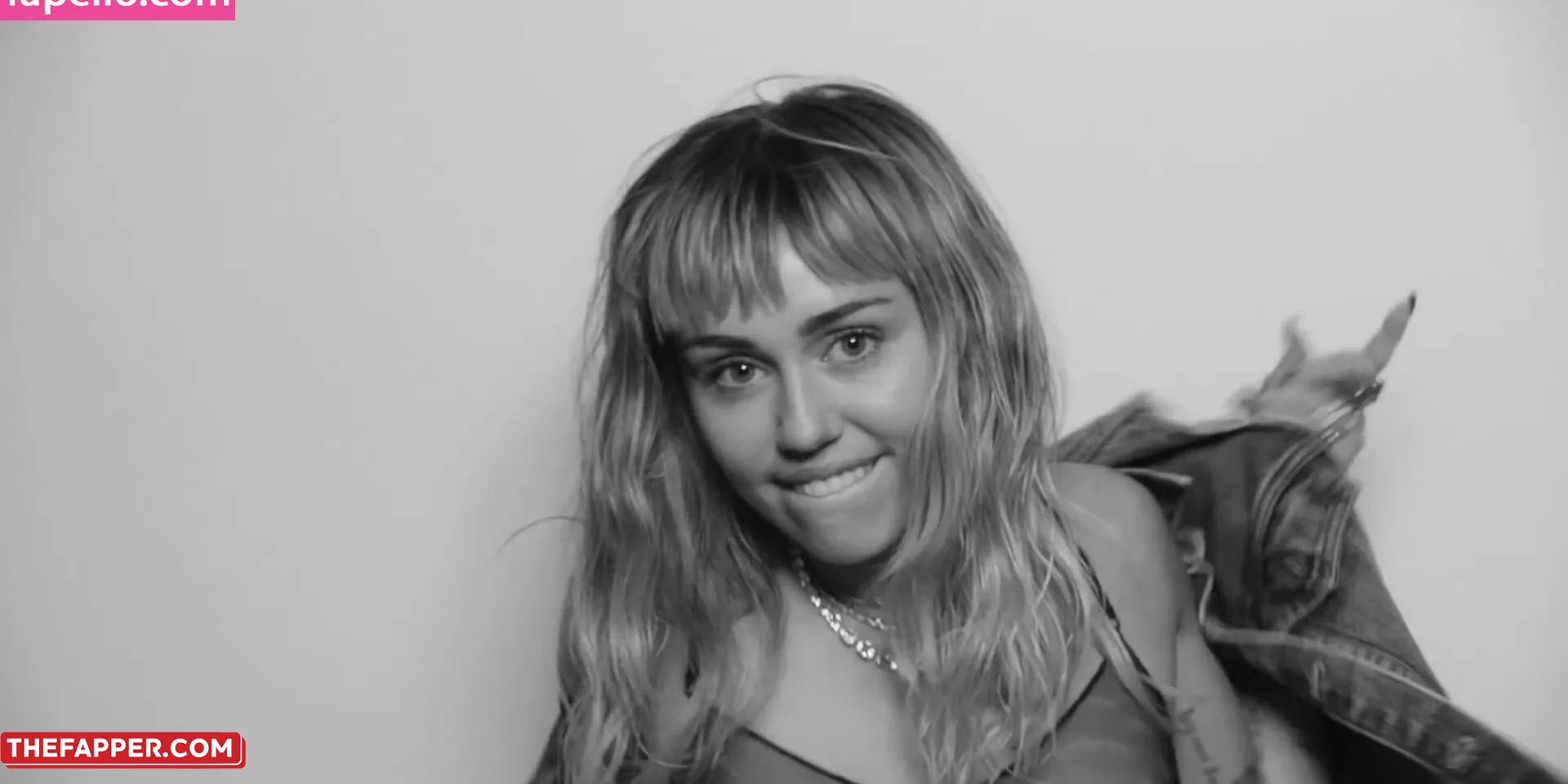 Miley Cyrus  Onlyfans Leaked Nude Image #8rWnMJCdtr