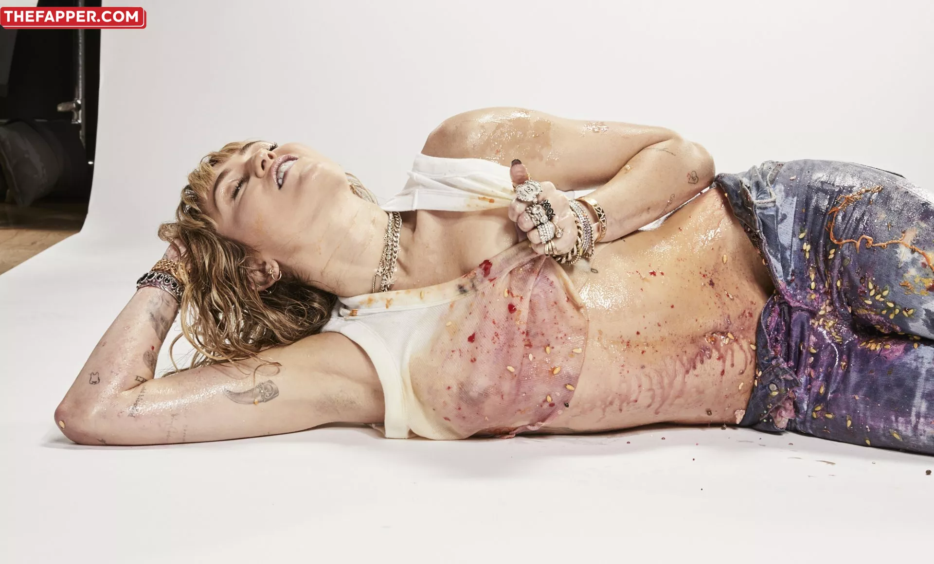 Miley Cyrus  Onlyfans Leaked Nude Image #B134zjQ27l