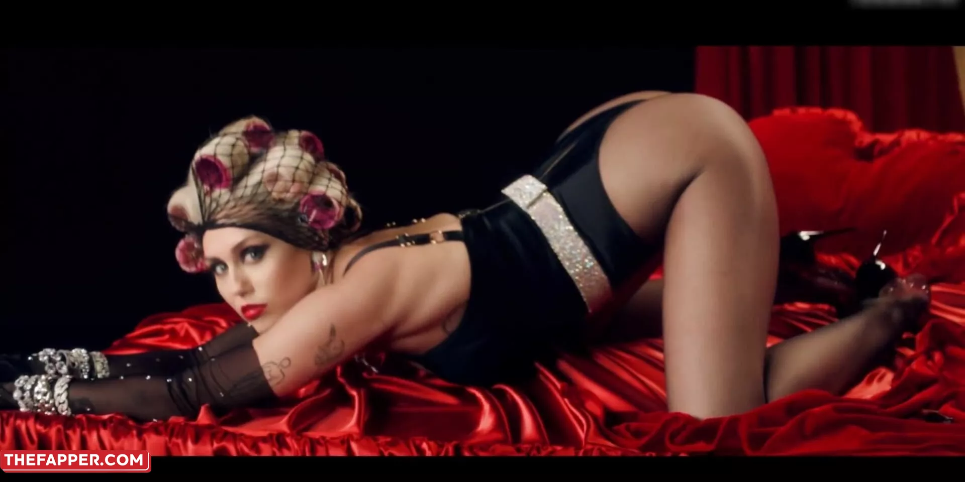 Miley Cyrus  Onlyfans Leaked Nude Image #B59hqR8g6Y