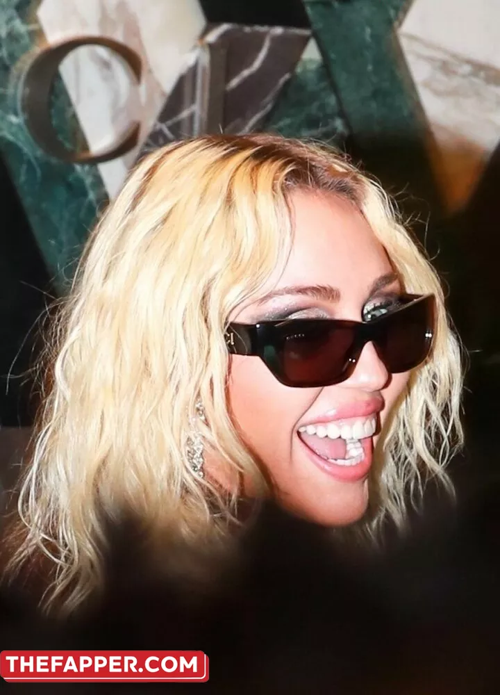 Miley Cyrus  Onlyfans Leaked Nude Image #BF0tpHkyny