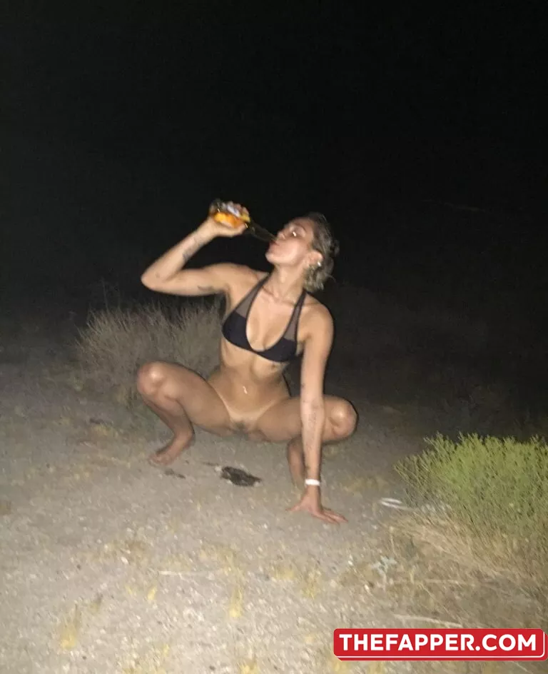 Miley Cyrus  Onlyfans Leaked Nude Image #DGgE0Xce6M