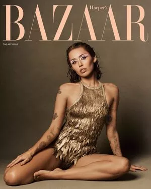 Miley Cyrus #HB6PQH3lmS