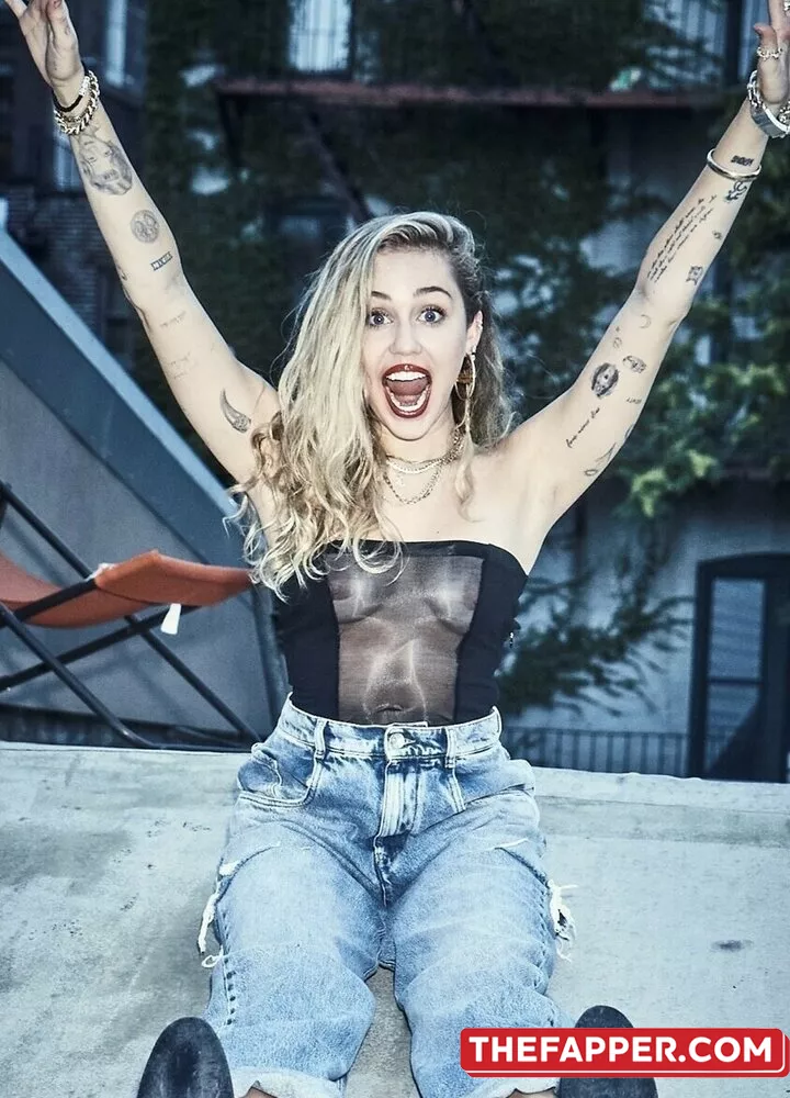 Miley Cyrus  Onlyfans Leaked Nude Image #ICkooUuakP