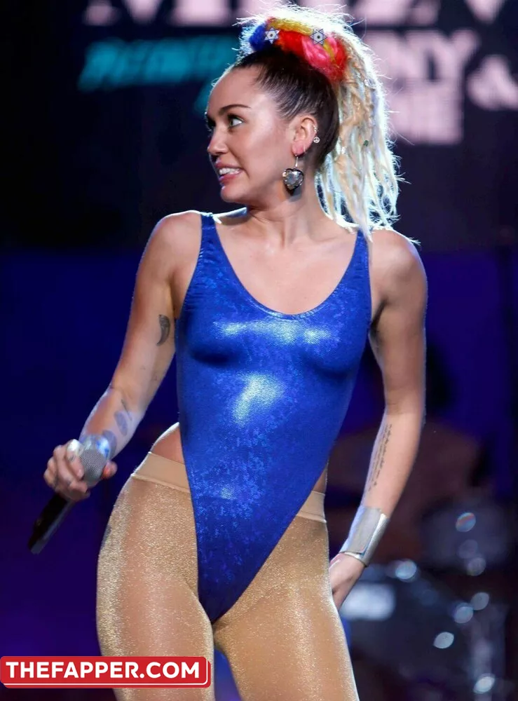 Miley Cyrus  Onlyfans Leaked Nude Image #J0aykLlV7R