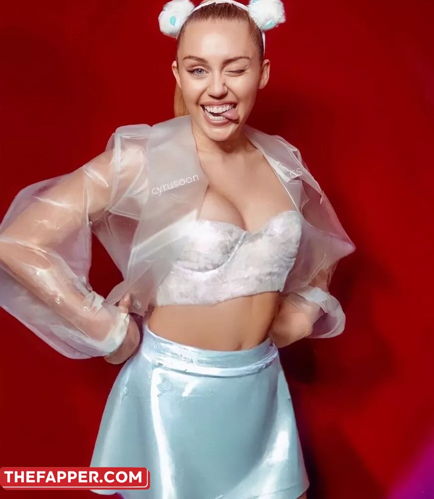 Miley Cyrus  Onlyfans Leaked Nude Image #K92SY6iSxk